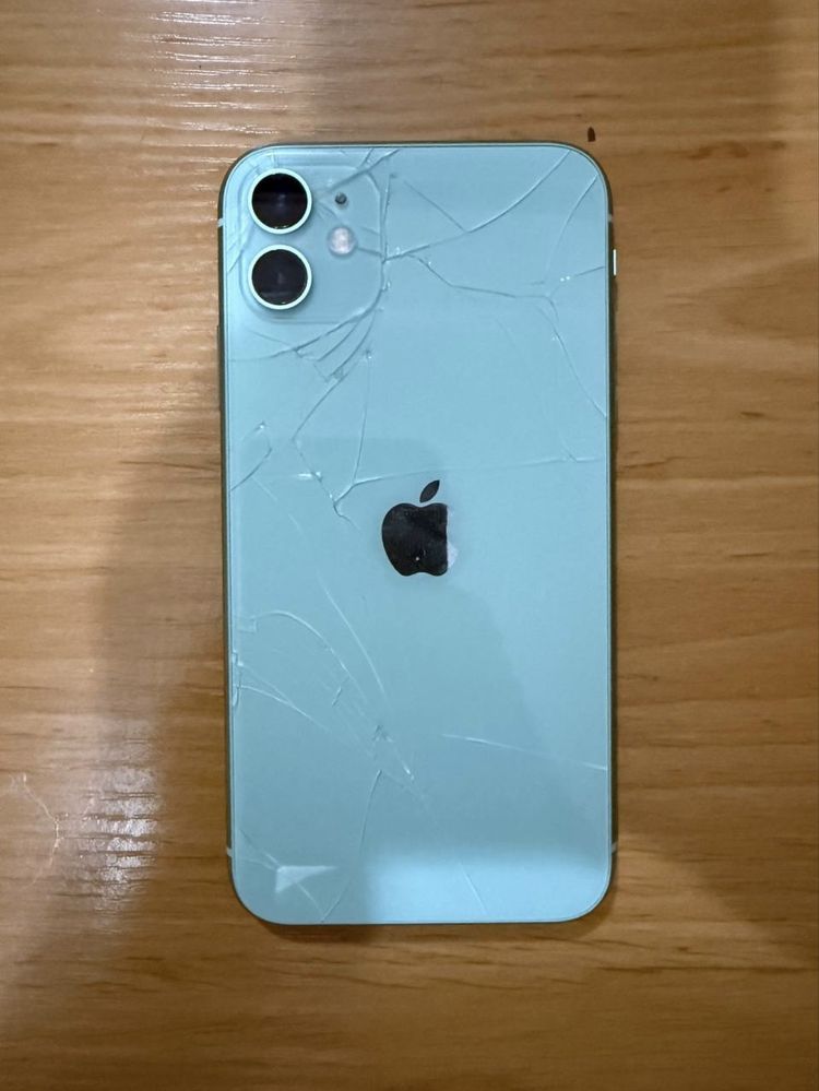 iPhone 11 128 ГБ бирюзовый | 100% батарея | с коробкой | 2.500,000сум