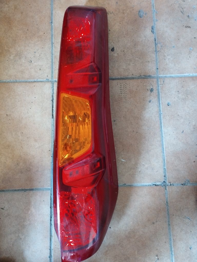 Stop dreapta Nissan X Trail T31 an de fabricație 2007 2013