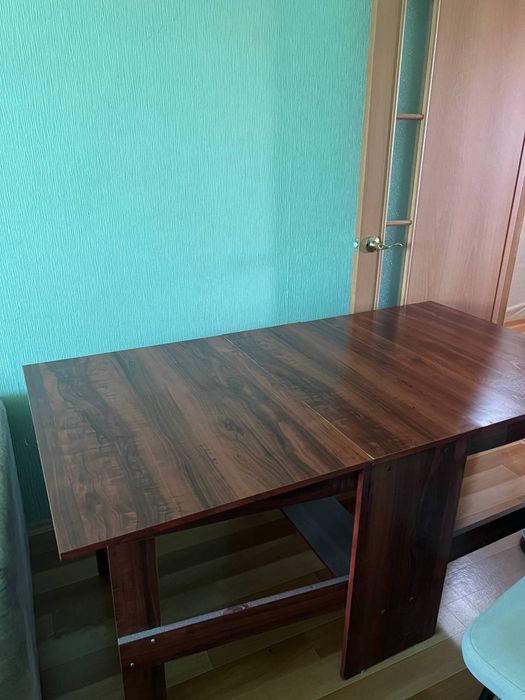 Стол книжка раскалдной