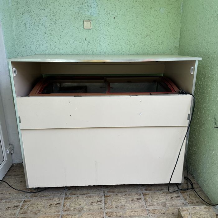 Морозильник + мебель