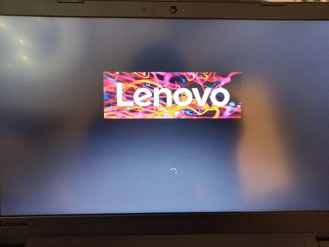 Lenovo почти новый срочно