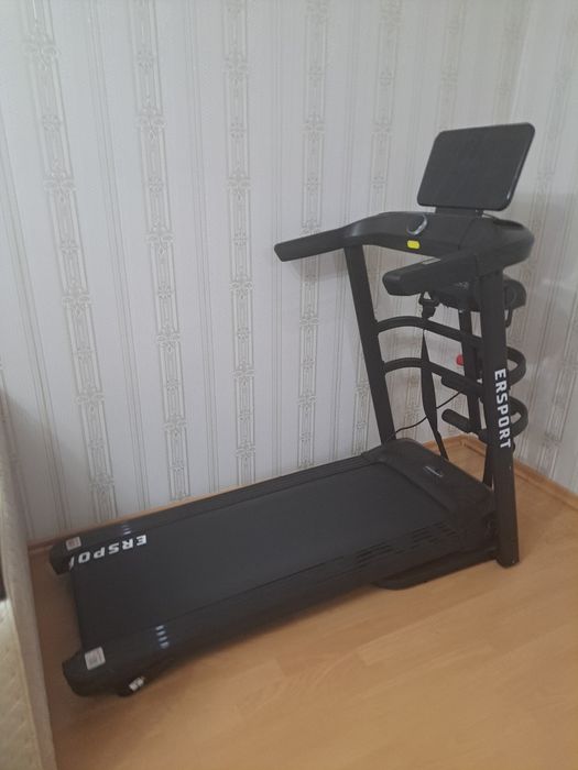 Продам беговую дорожку