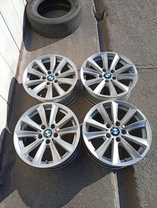 Se vinde jante aliaj R17, 5x120 , originale BMW , 8JX17EH2 IS30,