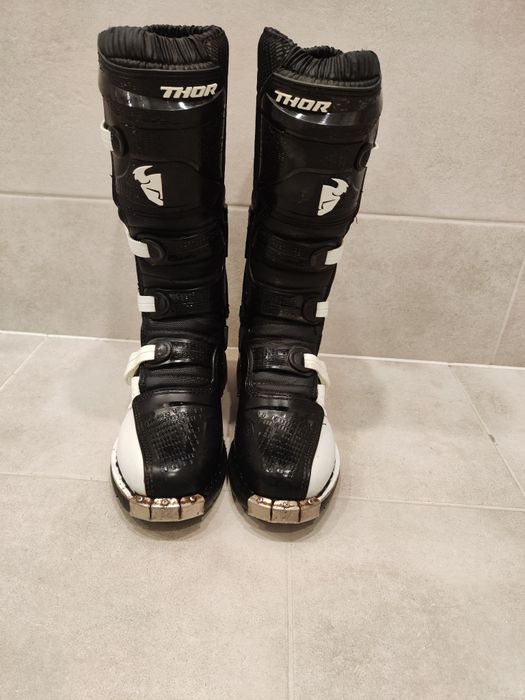 Кросови ботуши THOR 44.5 номер