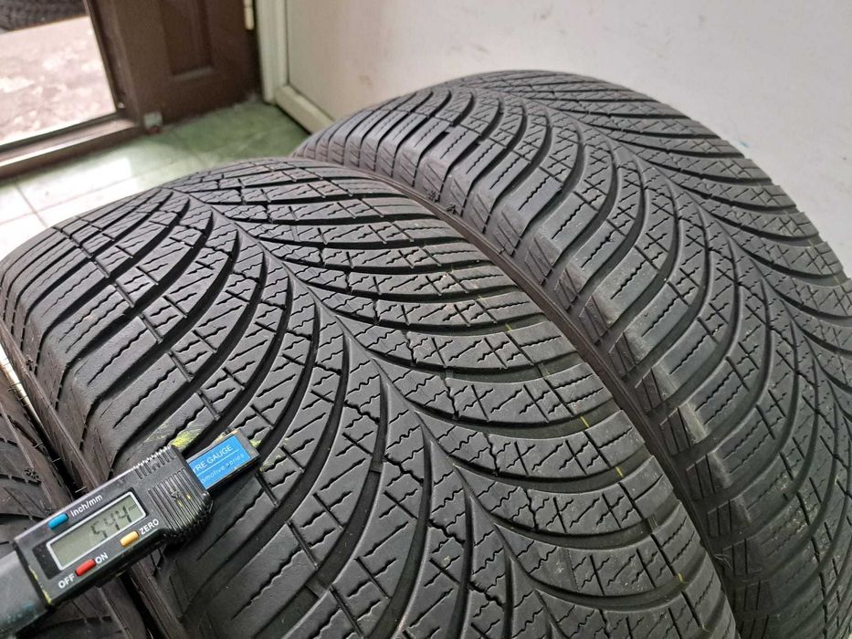 4 anvelope 235/55 R17 Goodyear 4 sezoane