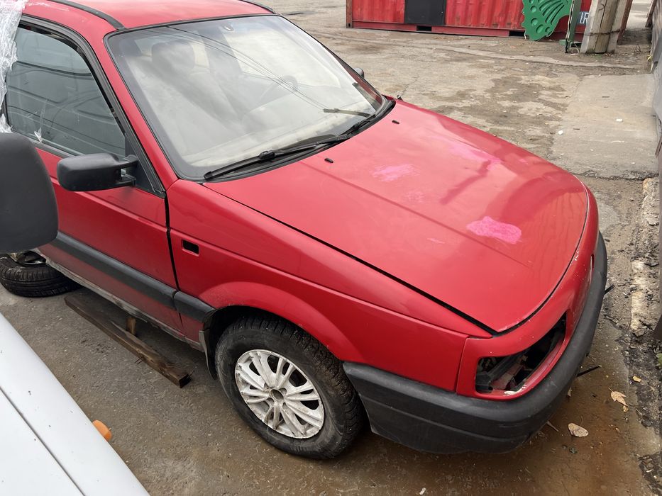 Крыло пассат б3 передние крыло пассат б3