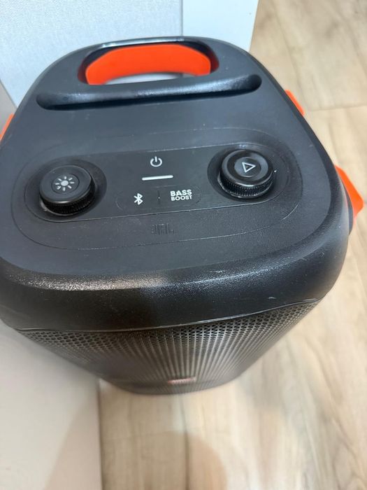 Продаю колонку JBL