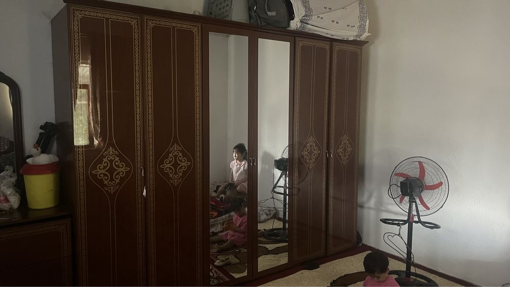 Гарнитур сатылады