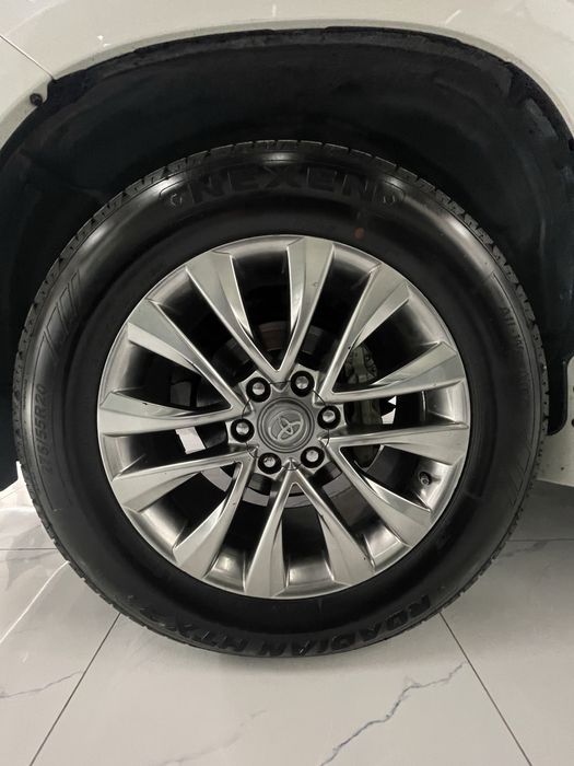 Tayota Land cruiser prado 150  VX