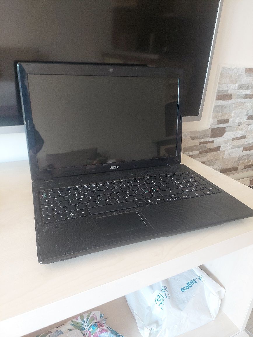Лаптоп Acer с Windows 10