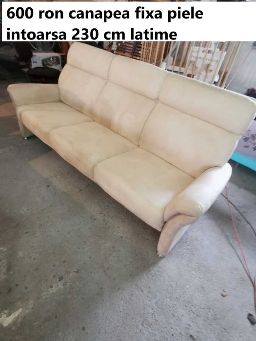 Canapea din piele intoarsa