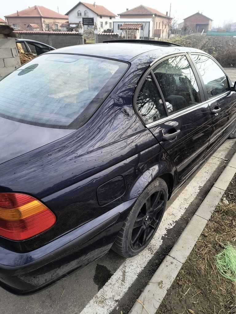 BMW  318i 143коня