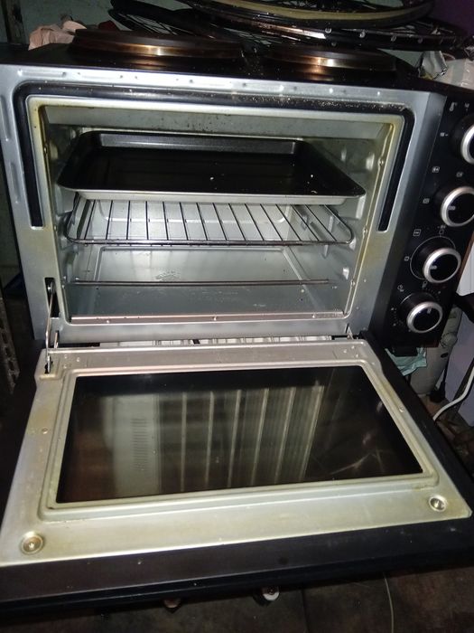 Vând doua cuptoare