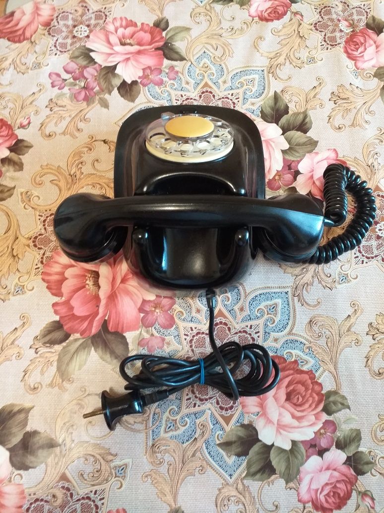 Телефон от 1960 г.