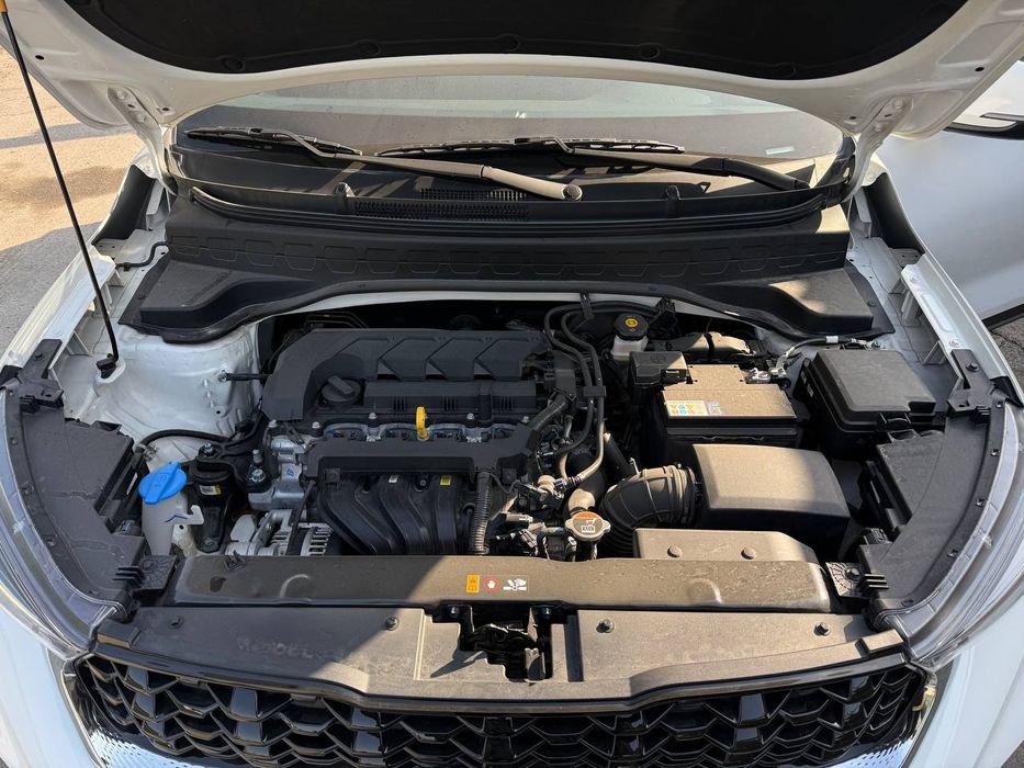 Kia sonet 2024 3 позиция белый