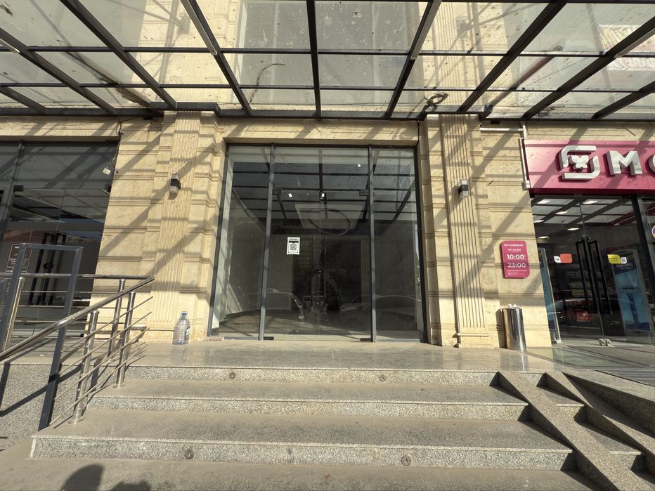 Сдается помещение на Паркентском, под коммерцию 720м2