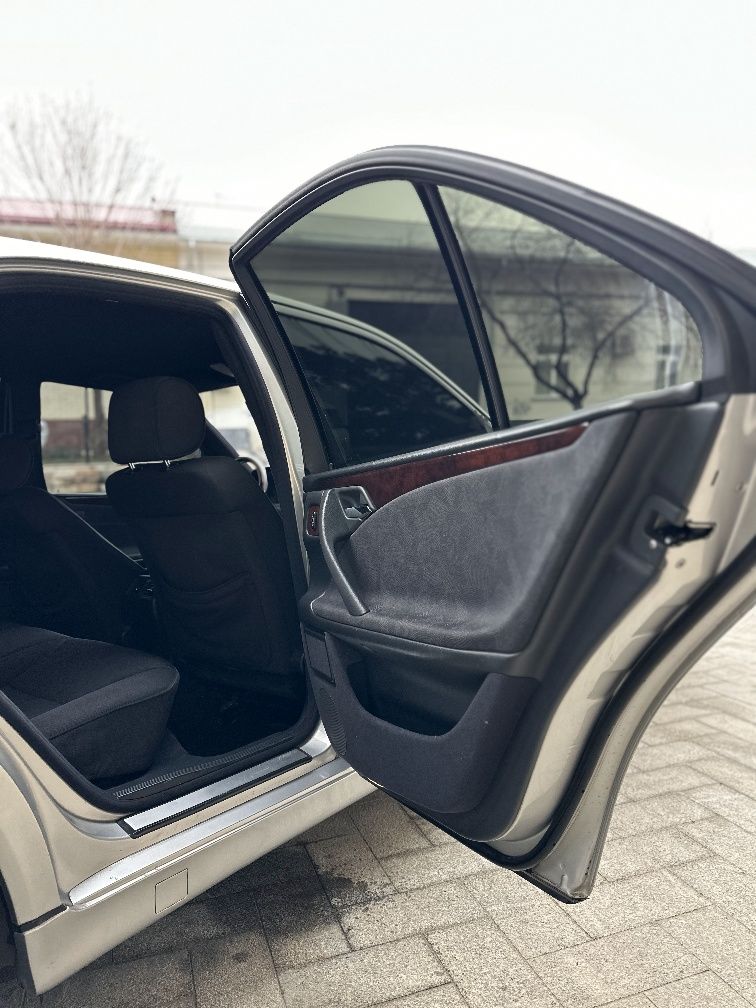 Mersedes Benz w210