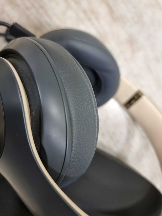 Beats Audio Studio3 Wireless -  слушалки Beats