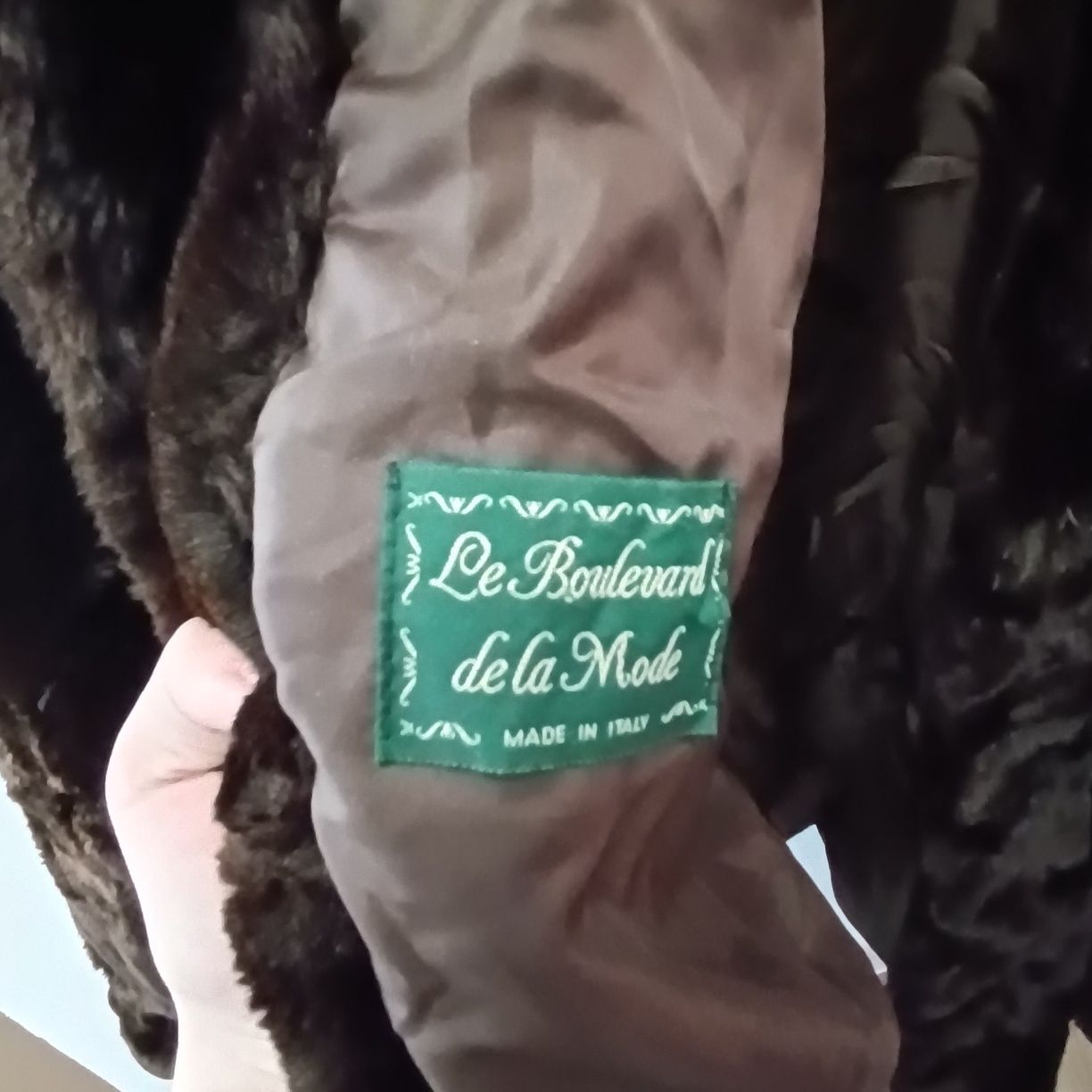 Италианско дамско палто