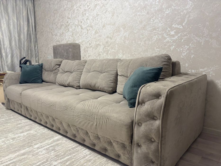 Диван состояние отличное.