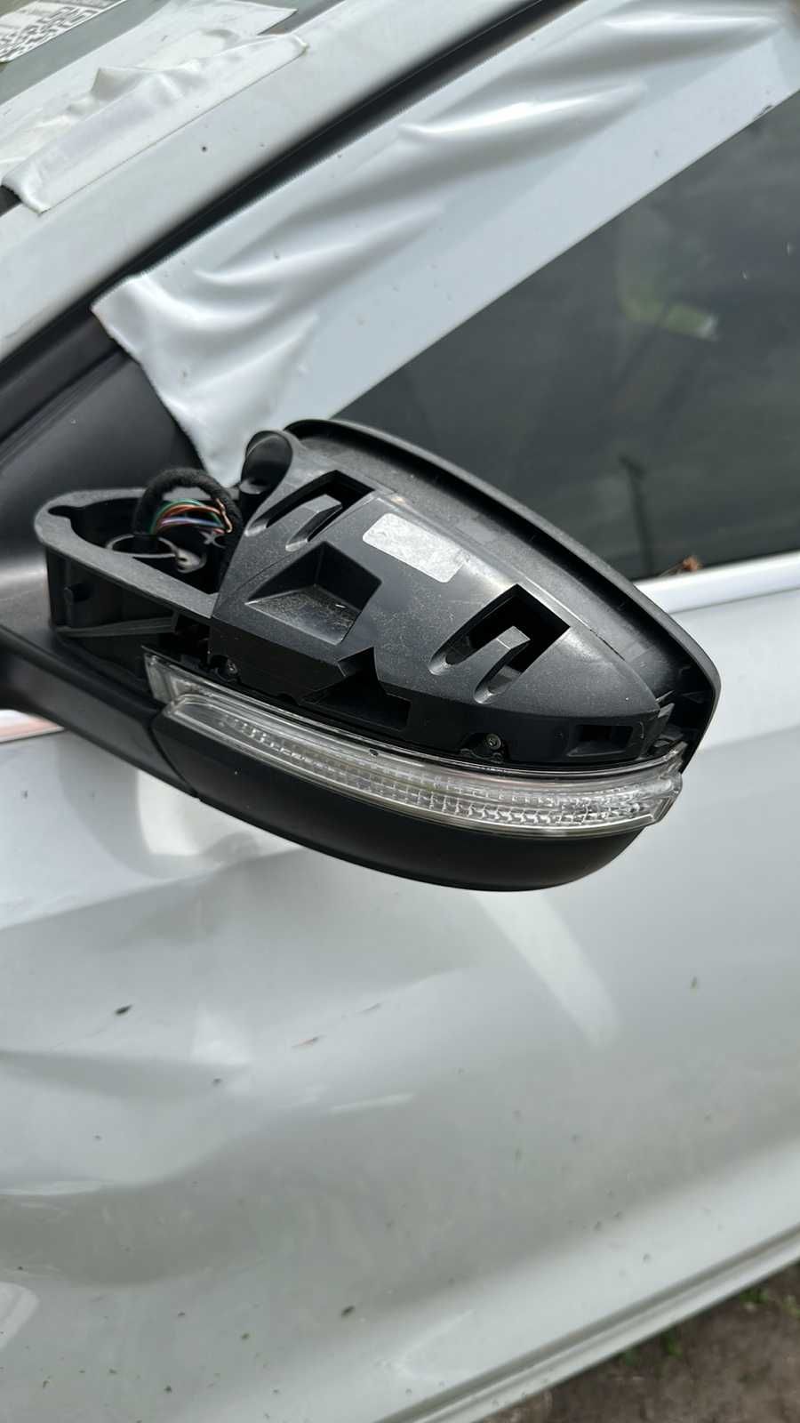 OGLINDA AUTO la peste 1000 modele de masini in STOCK