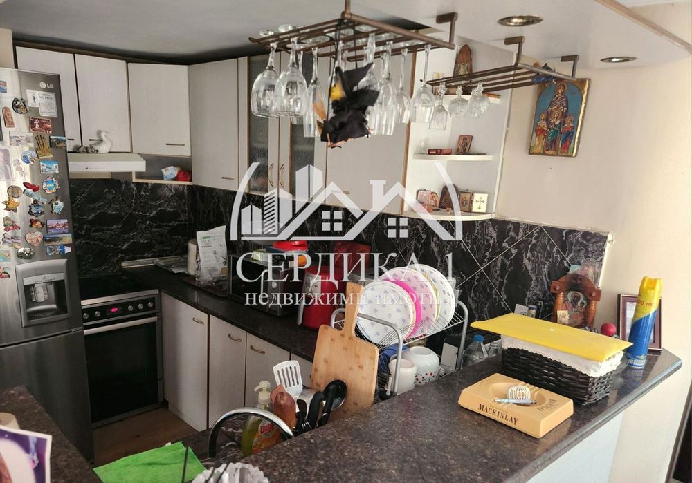 Продава се Тристаен апартамент в София, Център - 101 кв.м за 2575 €/кв.м - Снимка #5