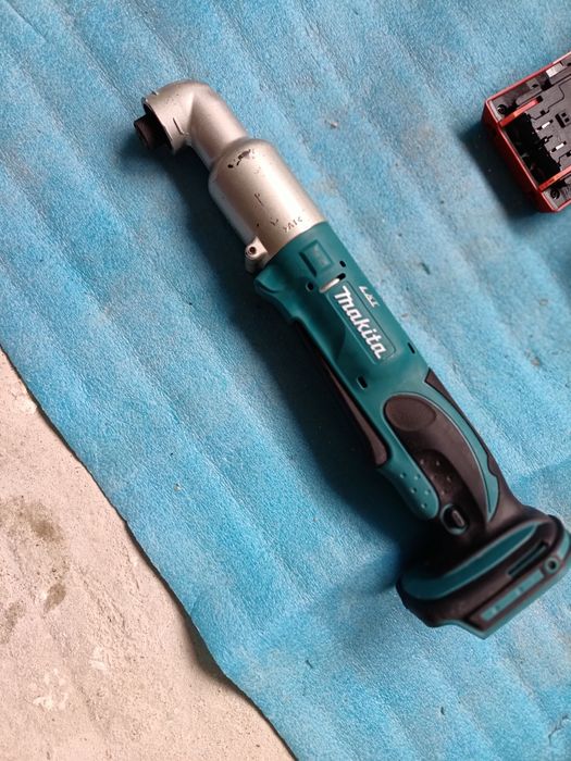 Makita dtl 061  an 2025