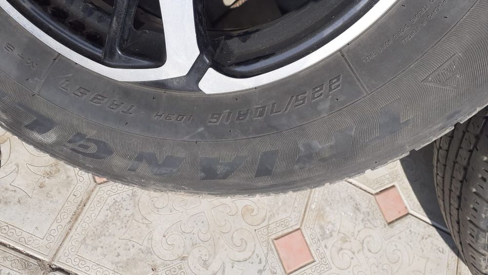 Продам летние резины