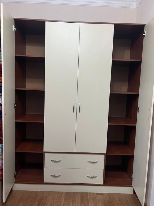 Продам шкаф мебель