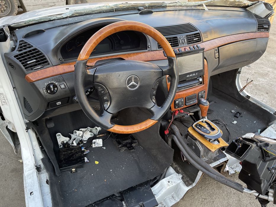 W220 панель торпеда