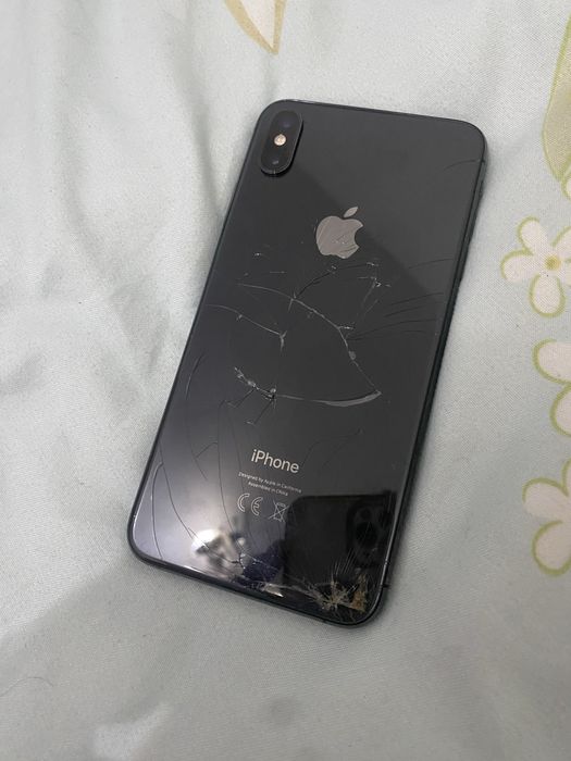 vand iphone xs max functional dar spart