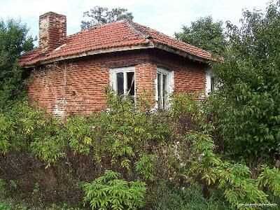 Продава се Къща в с. Славейково, Област Ямбол - 45 кв.м за 111 €/кв.м - Снимка #1