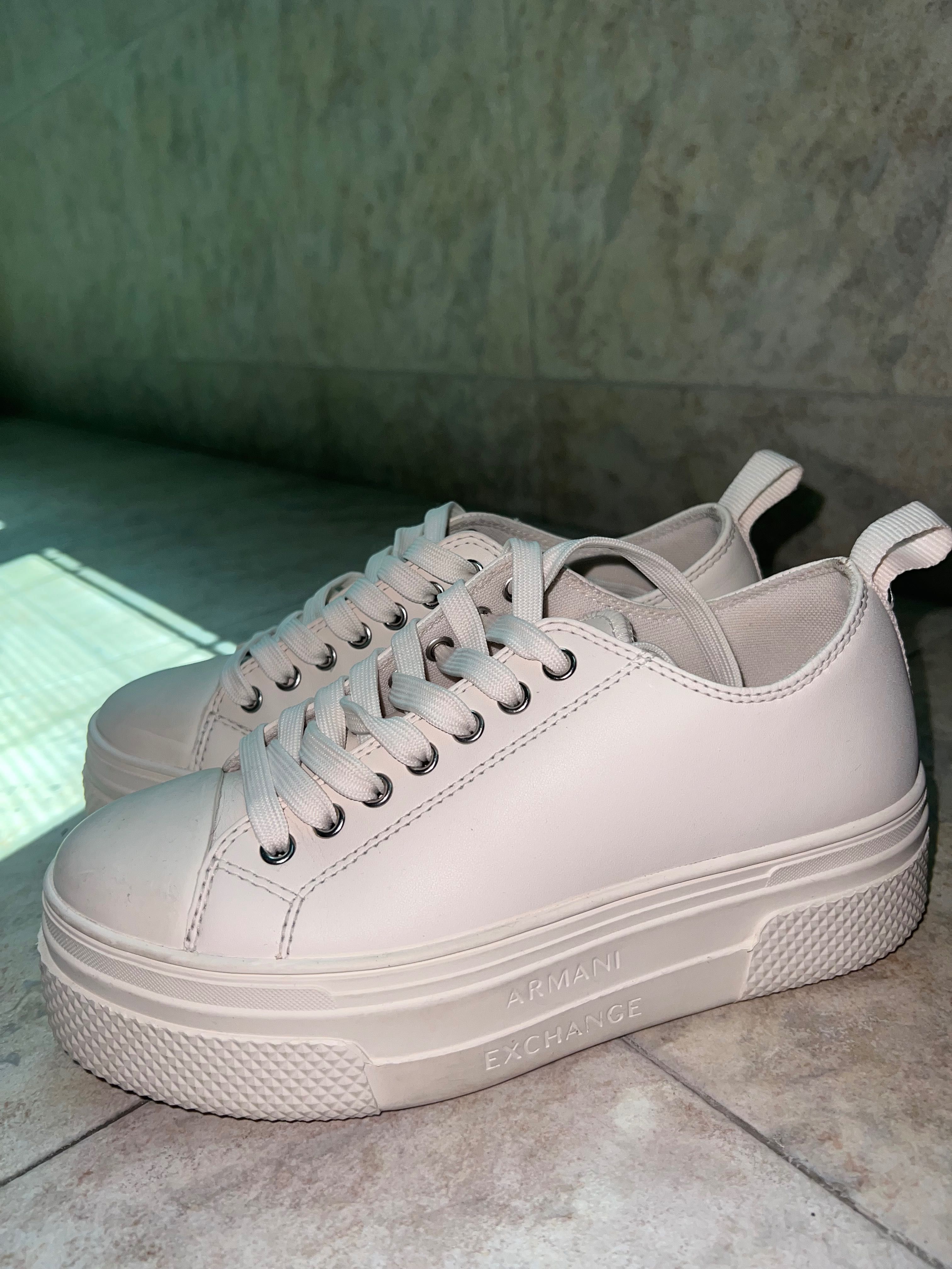 Бежови Кецове Armani