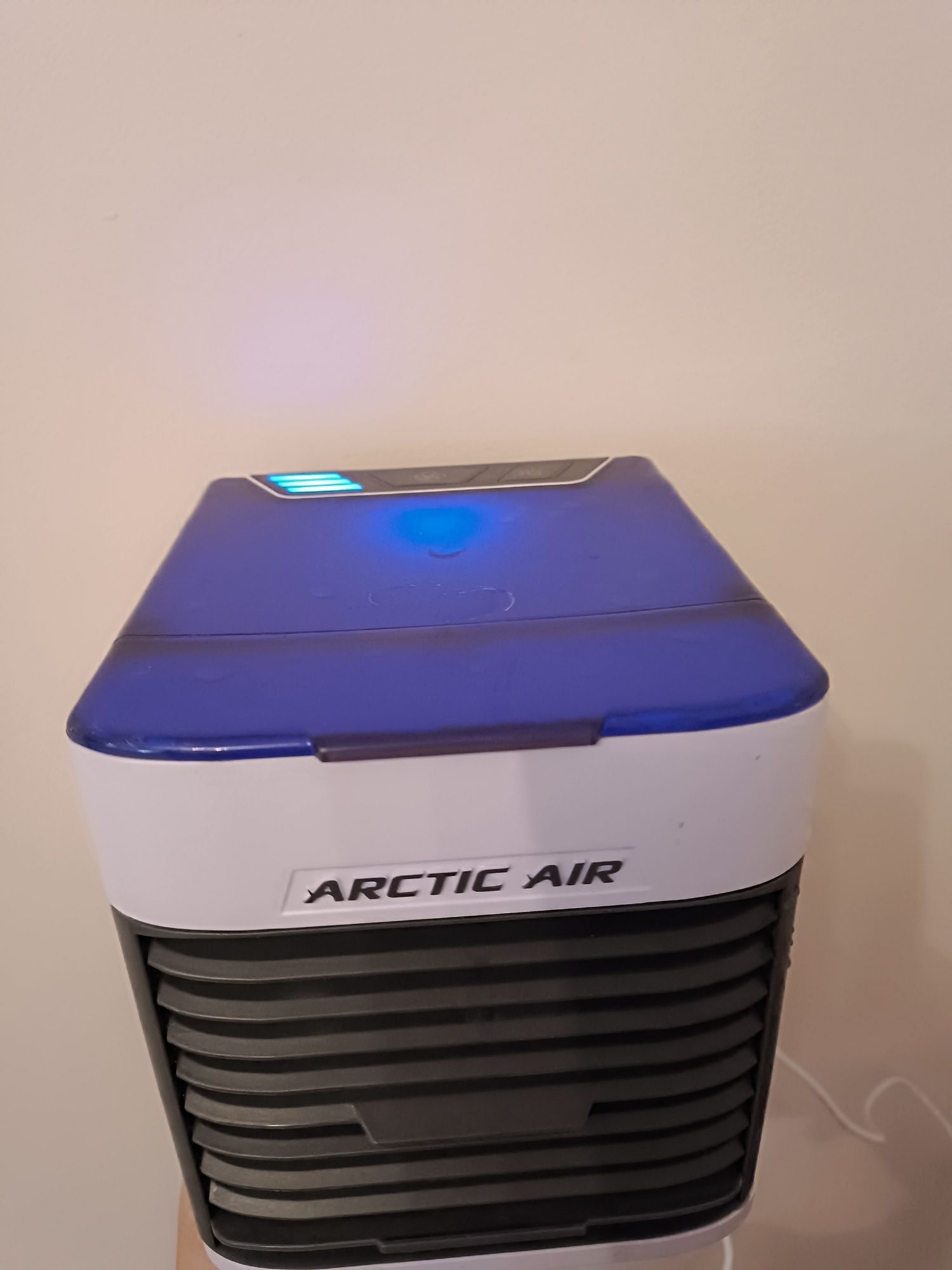 Нов преносим малък охладител за въздух Rovus arctic air