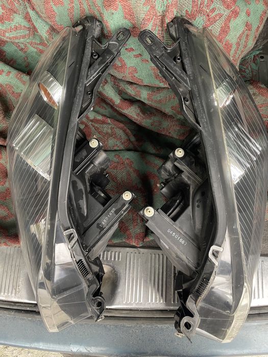 Фарове за опел астра Н оборудвани цената е за комплекта