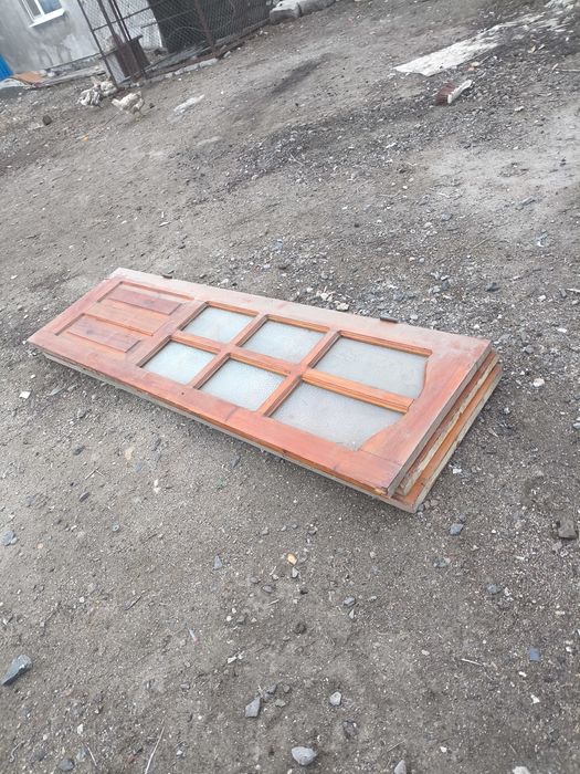 Двери 60см деревянные