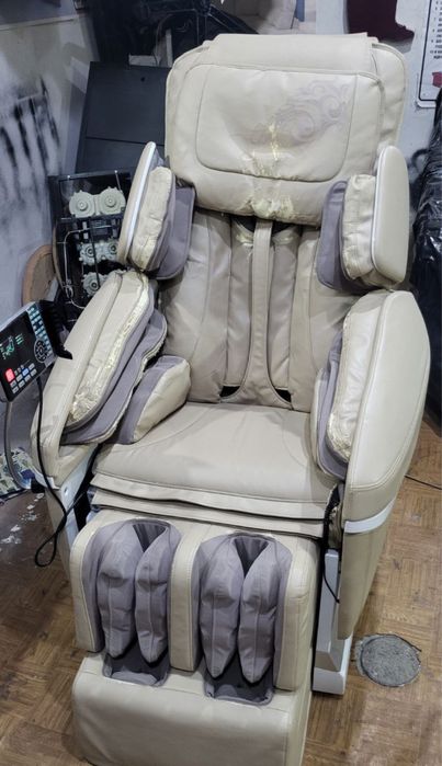 Массажное кресло iRest