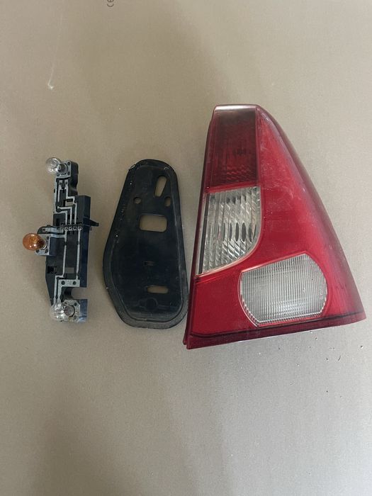 Stop Logan 1 (dreapta)