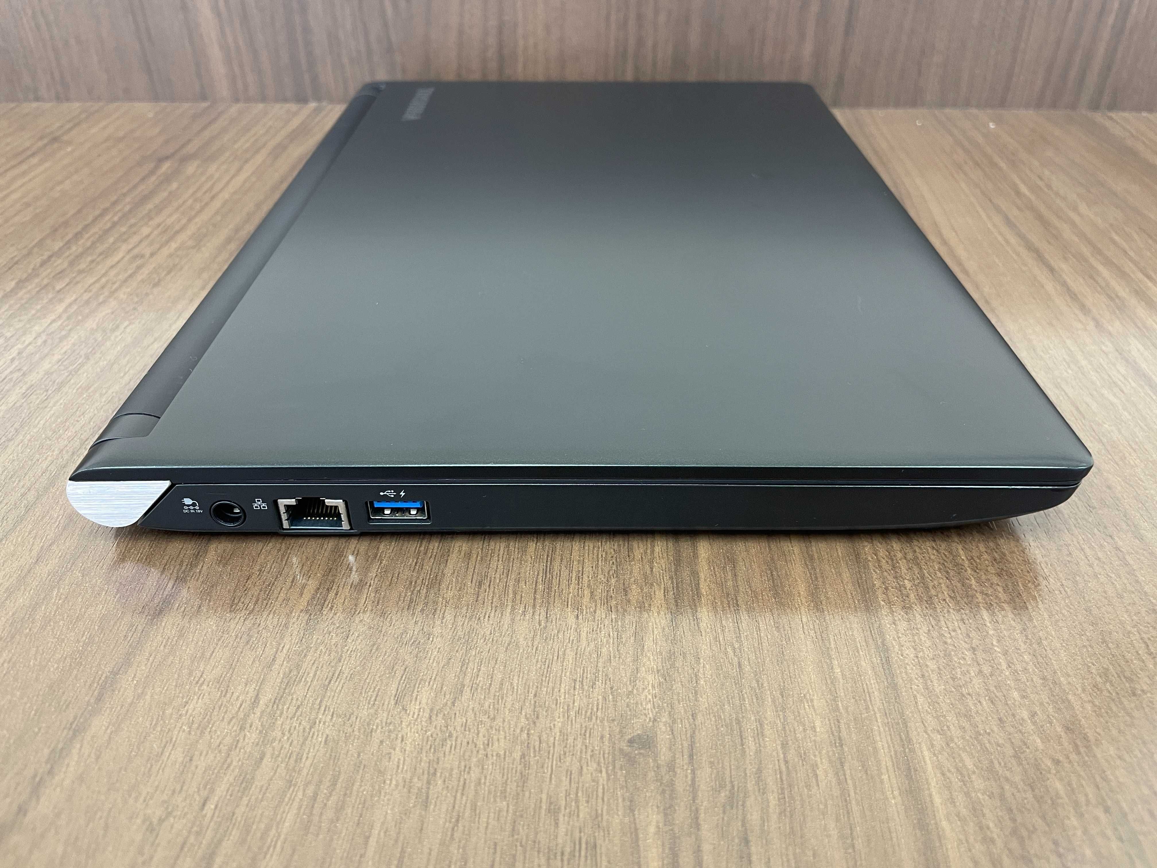 Toshiba Dynabook R73
