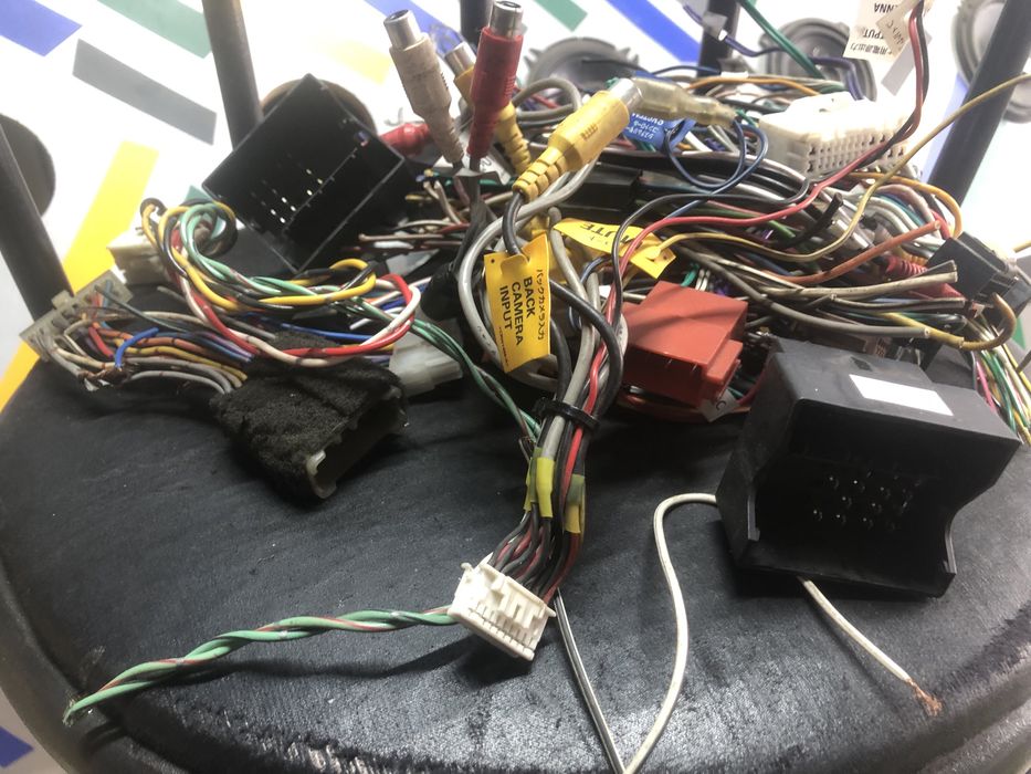 Фишки для автомагнитол