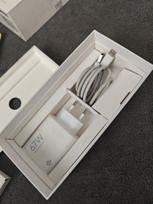 Xiaomi mi 13 unikalno