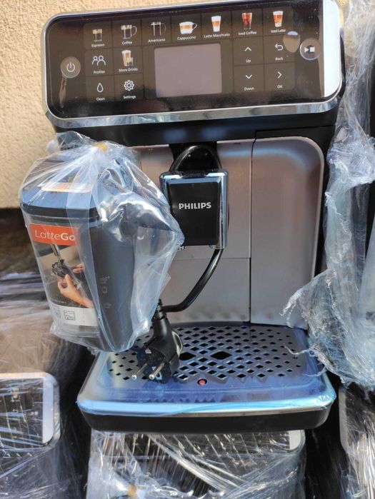 Espressor automat Philips LatteGo Seria 5400 EP5447/90