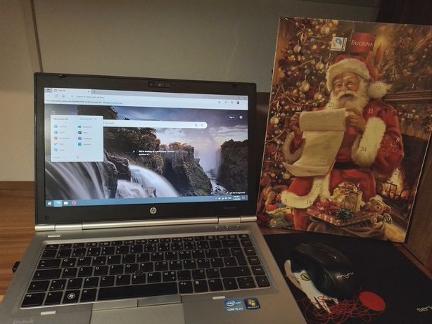 Cel mai frumos cadou de Crăciun laptop HP i5 3, 2 ghz bateria tine 2h