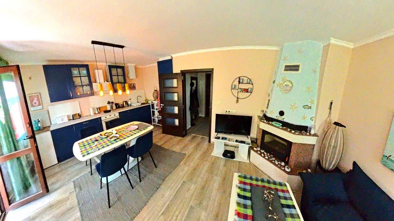 Продава се Къща в Бургас, Акациите - 195 кв.м за 1016 €/кв.м - Снимка #1