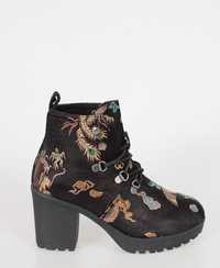 Botine textil cu design deosebit 39