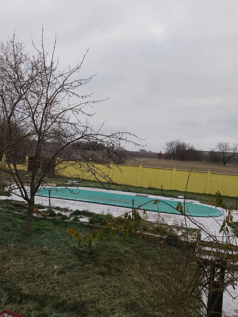 Дава се под наем Къща в Аксаково - 260 кв.м за 204 € - Снимка #13