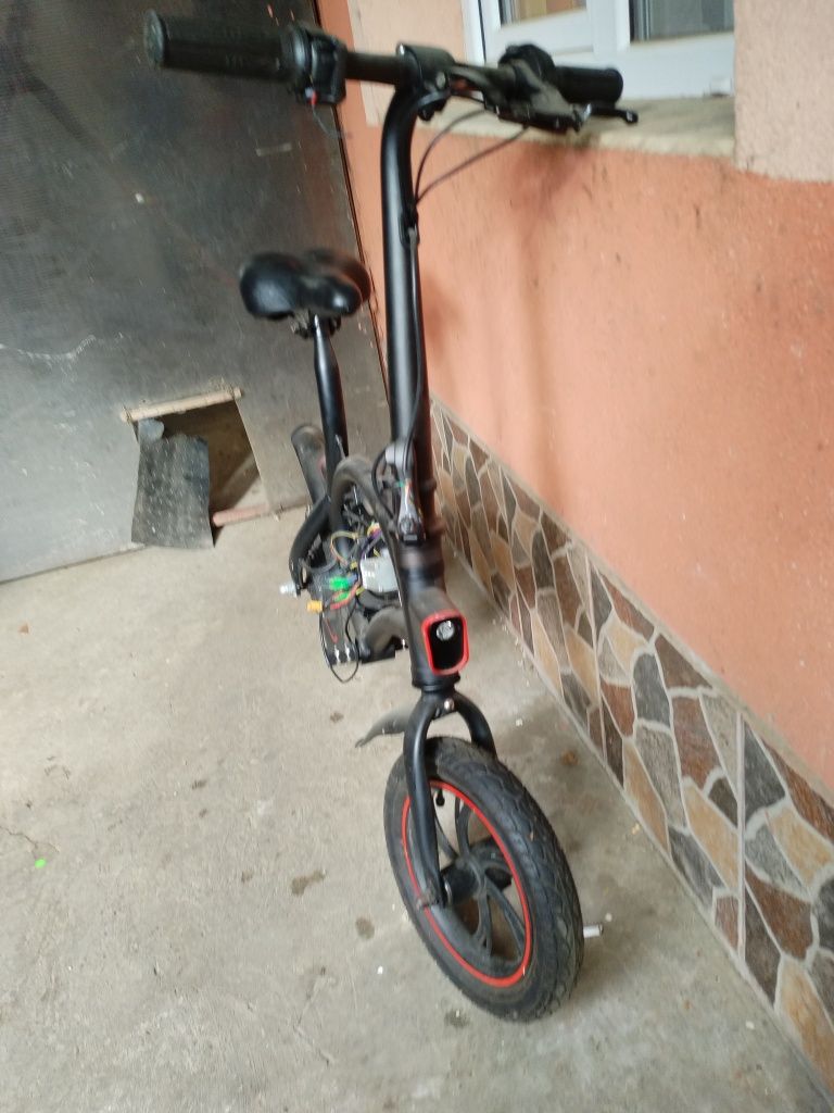 Vand bicicleta electrica doar in Bacau