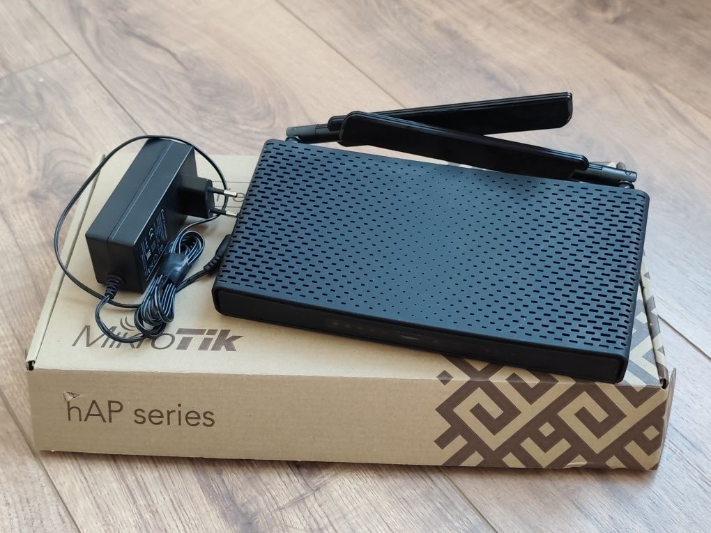 Безжичен рутер MikroTik hAP ac3
