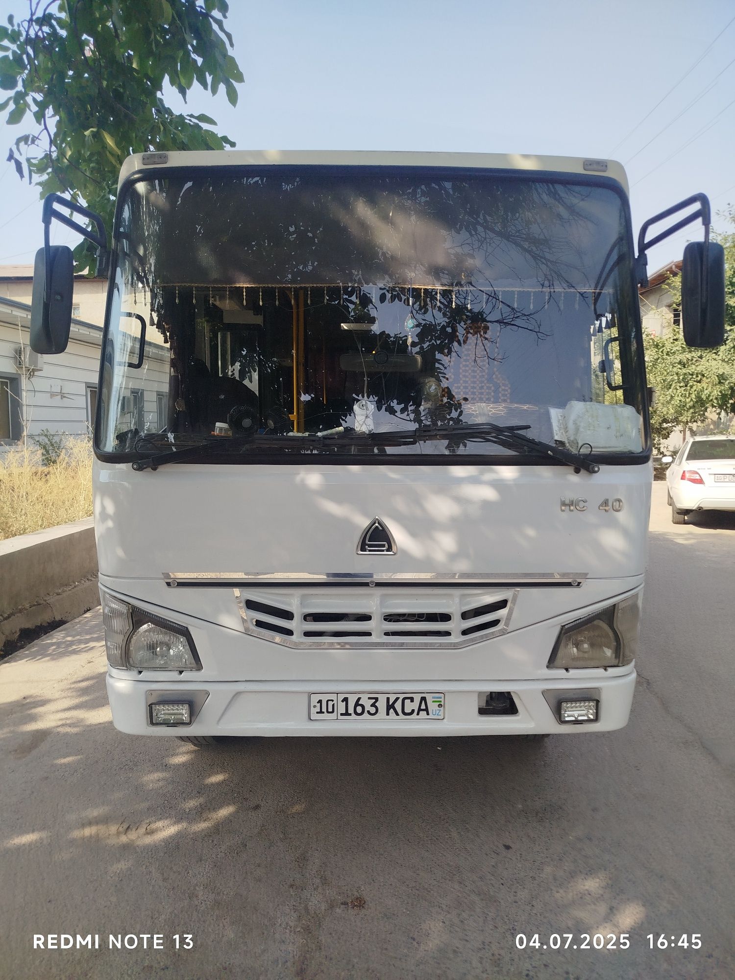Avtobusga buyurtma qabjl qilamiz