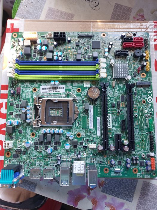 Placa de baza Lenovo 1q1xoms ddr 4 la 2133mh suporta intel generatia 6